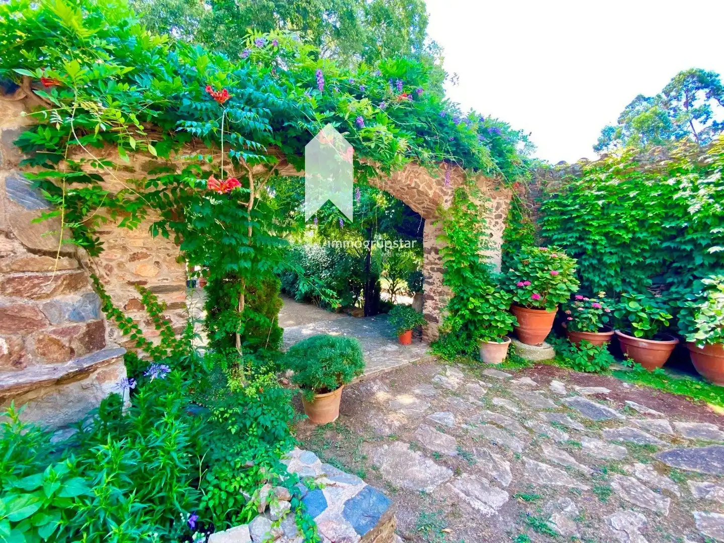 Jardí de Finca rústica en venda en Vall-llobrega amb Aire condicionat, Calefacció i Terrassa