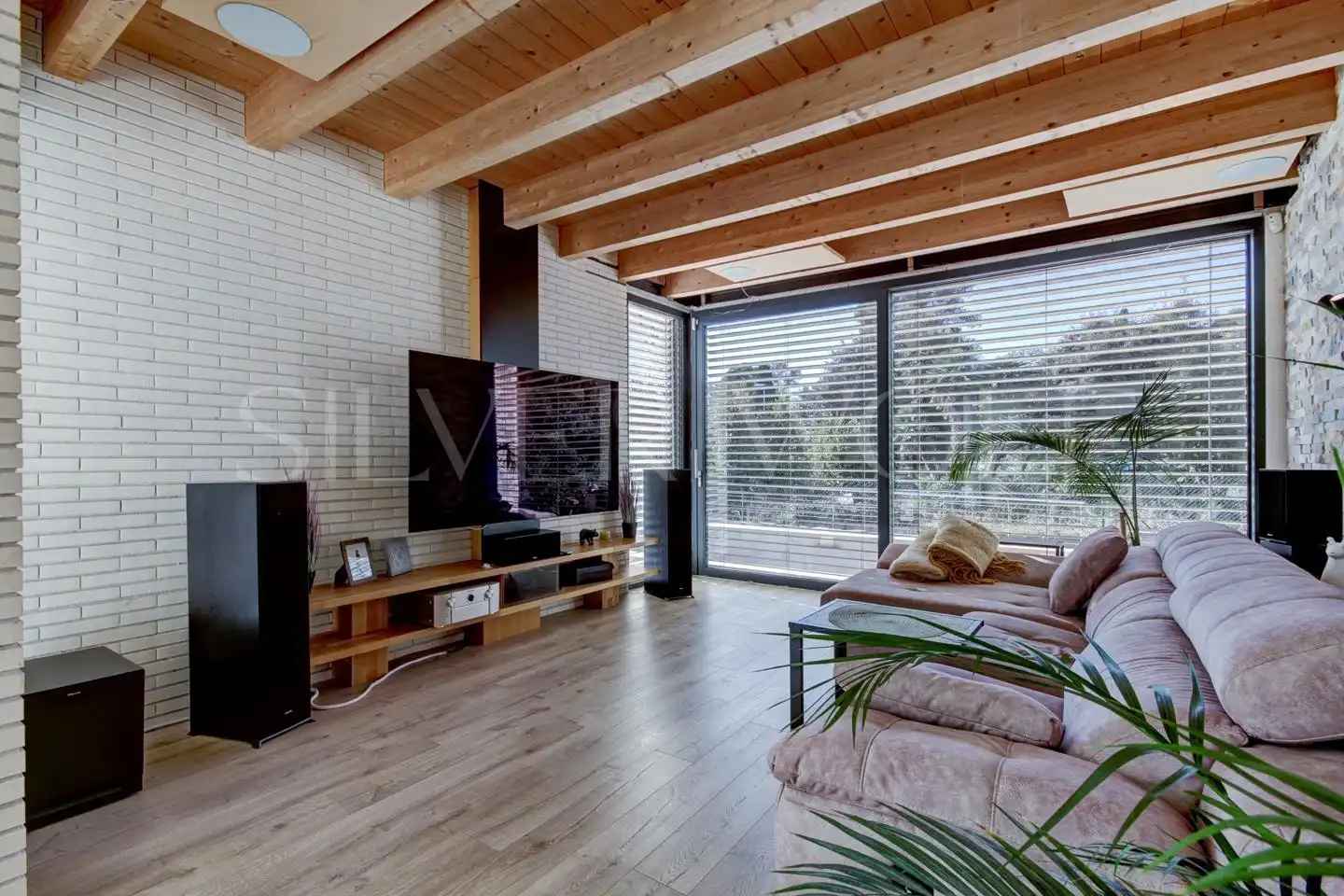 Sala de estar de Casa o chalet en venta en Begues con Aire acondicionado, Calefacción y Jardín privado