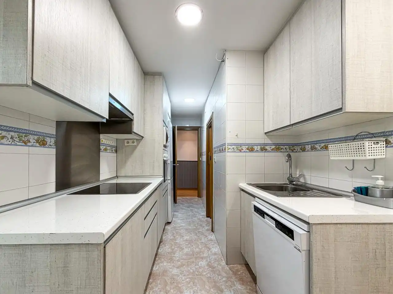Kitchen of Flat for sale in Madrid  with Air Conditioner, Heating and Terrace