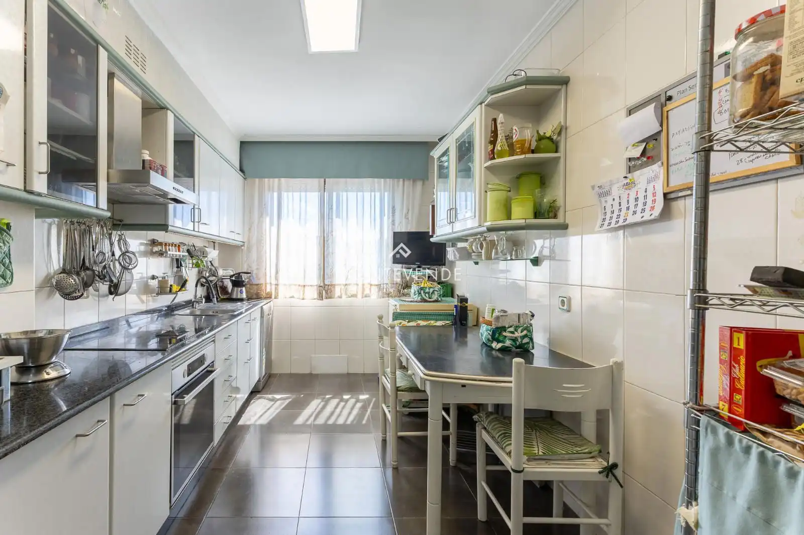 Küche von Wohnung zum Verkauf in Vilagarcía de Arousa mit Heizung