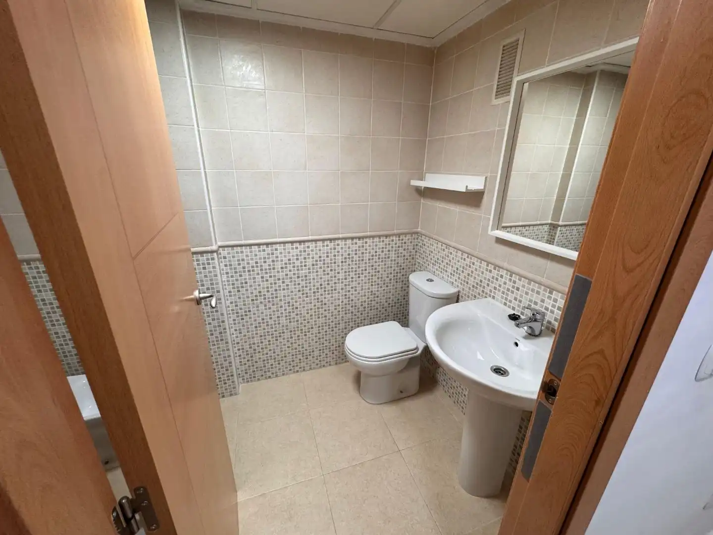 Flat with lift to rent in Avinguda dels Treballadors 40, imagen 8