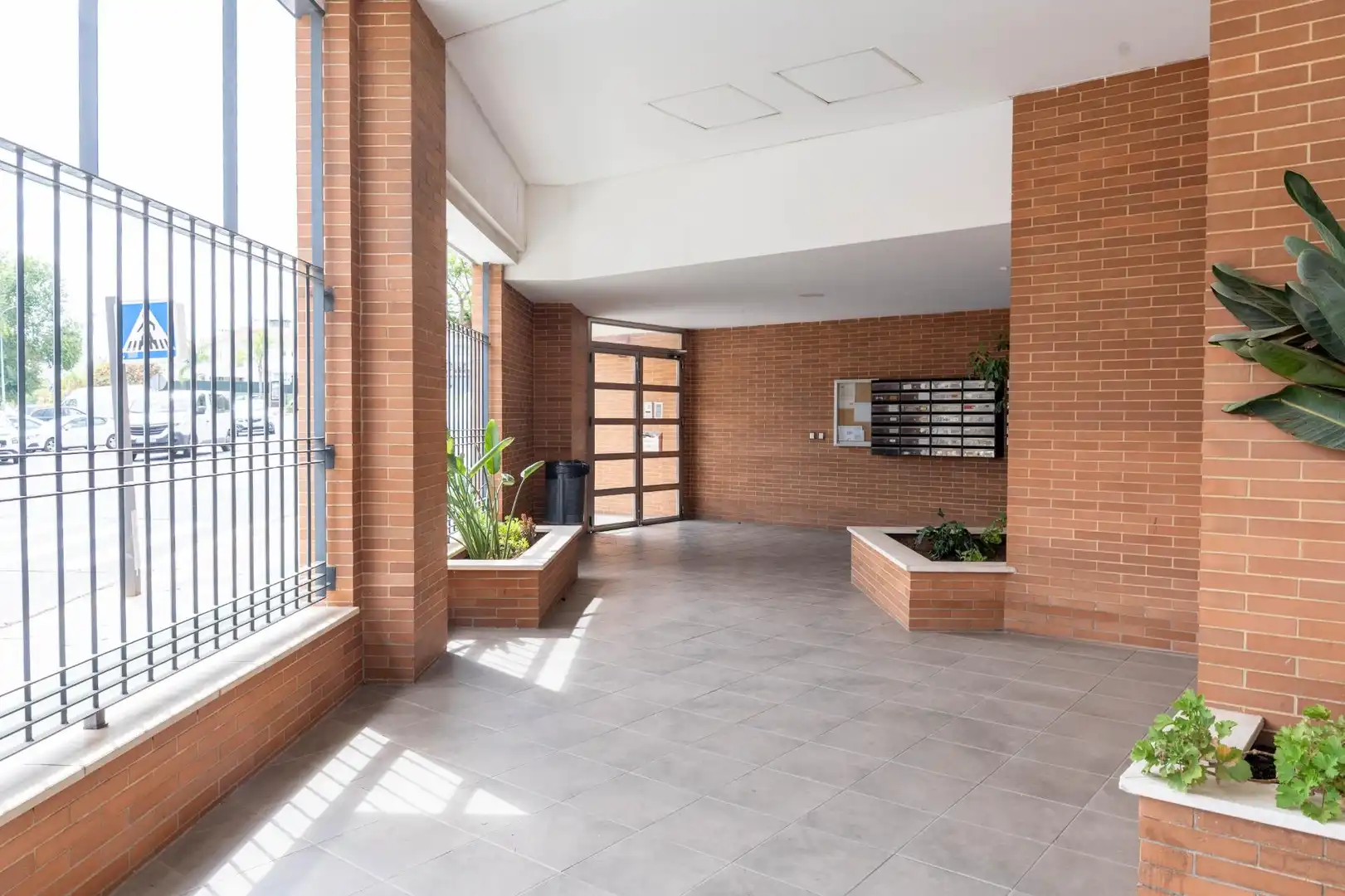 Piso en venta en Tomares con Aire acondicionado, Calefacción y Jardín privado