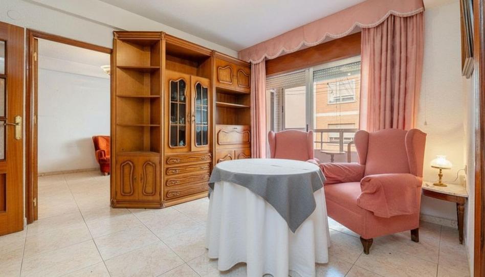 Foto 1 de Piso en venta en Calle Calle Ruiseñor, 9, Pajaritos, Granada