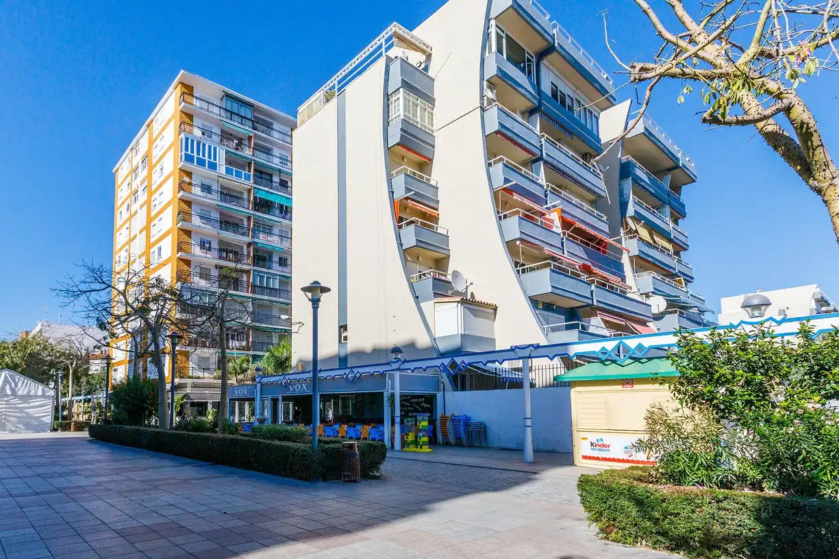 Exterior view of Flat for sale in Vélez-Málaga  with Air Conditioner, Terrace and Storage room