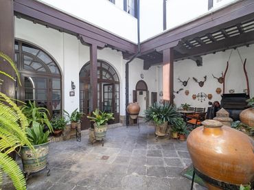 House with balcony for sale in Centro - Calzada - Cabo Noval