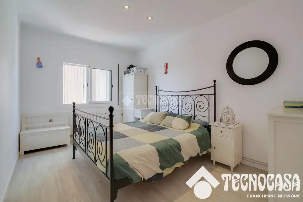 Habitación de Piso en venta en Badalona con Calefacción y Balcón