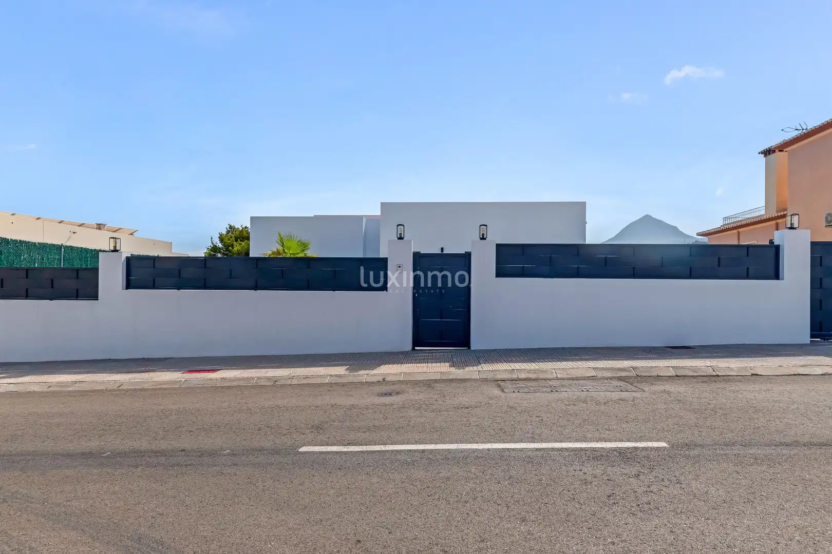 Vista exterior de Casa o chalet en venta en La Nucia con Aire acondicionado, Calefacción y Terraza