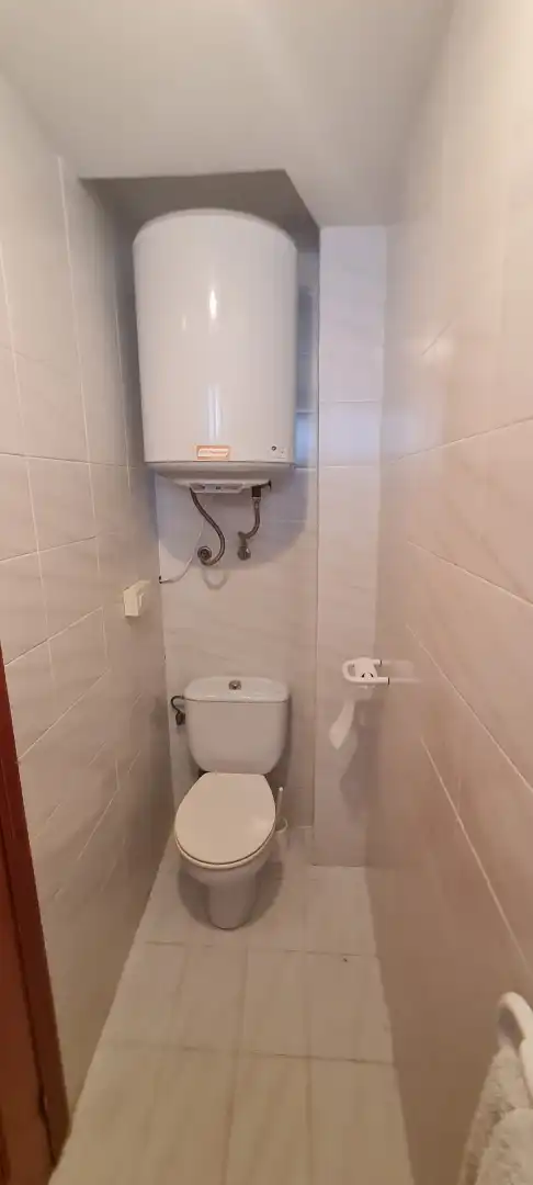 Badezimmer von Einfamilien-Reihenhaus zum Verkauf in Alcalà de Xivert mit Klimaanlage, Terrasse und Möbliert