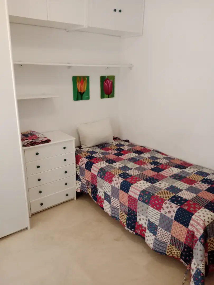 Habitación de Piso en venta en Huelva con Aire acondicionado, Amueblado y Horno