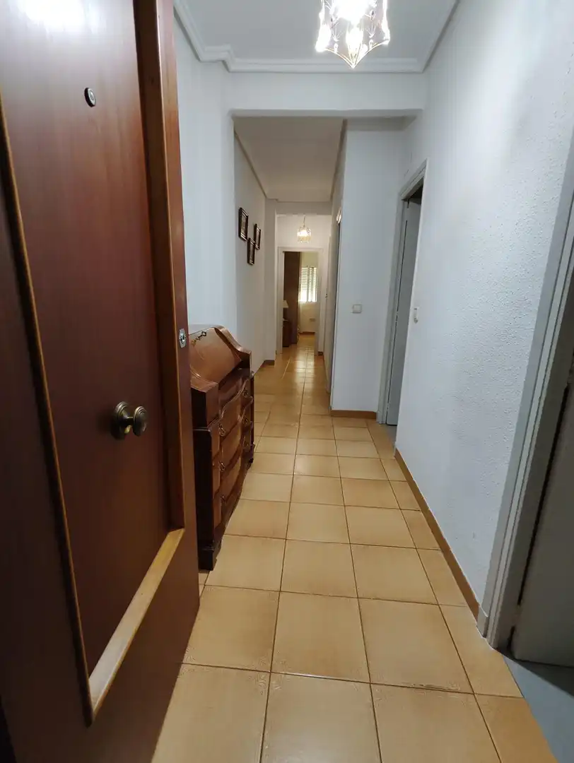 Wohnung zur Miete in Valencia mit Klimaanlage, Heizung und Möbliert