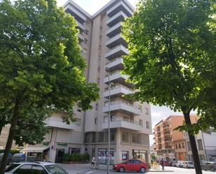 Vista exterior de Pis de lloguer en Vic amb Calefacció, Parquet i Terrassa