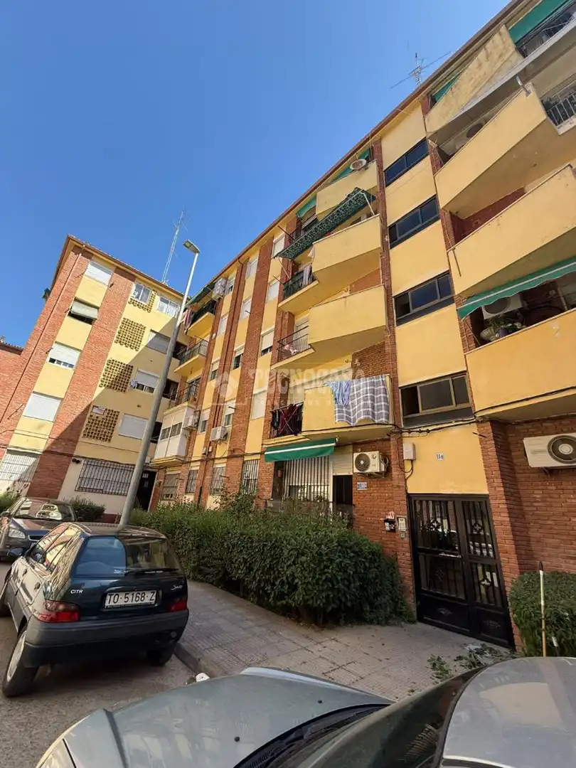 Vista exterior de Piso en venta en Talavera de la Reina