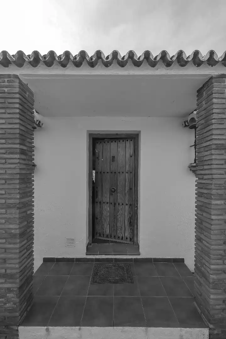 Houses for sale in Tolox  with Air Conditioner, Private garden and Swimming Pool