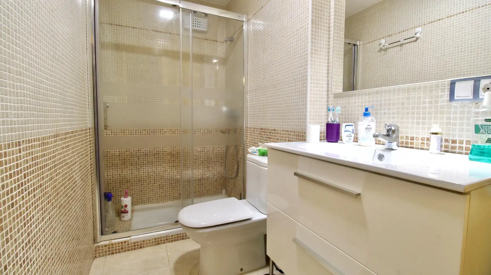 Bathroom of Flat for sale in Vícar  with Air Conditioner, Private garden and Terrace