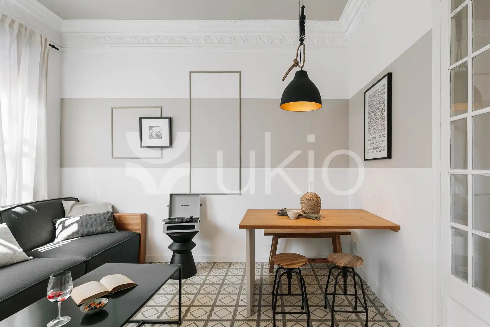 Apartamento con ascensor en alquiler en Carrer de Viladomat, imagen 5
