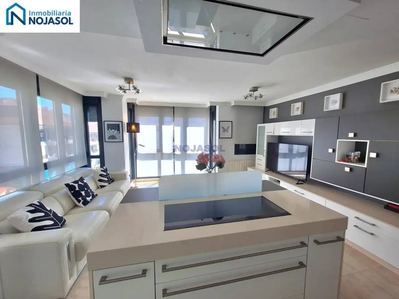 Apartment with pool for sale in Calle TRENGANDIN, imagen 2