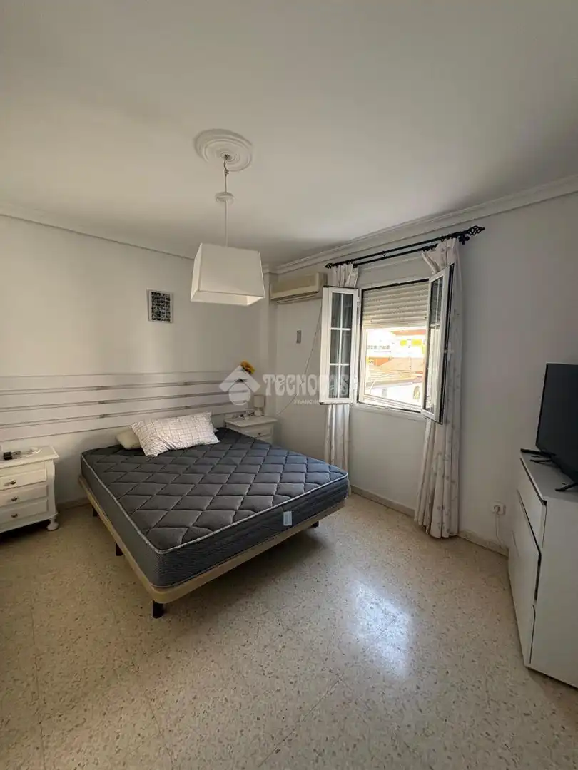 Habitación de Piso en venta en La Rinconada con Aire acondicionado