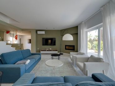 Chalet con piscina en venta en L'Albir