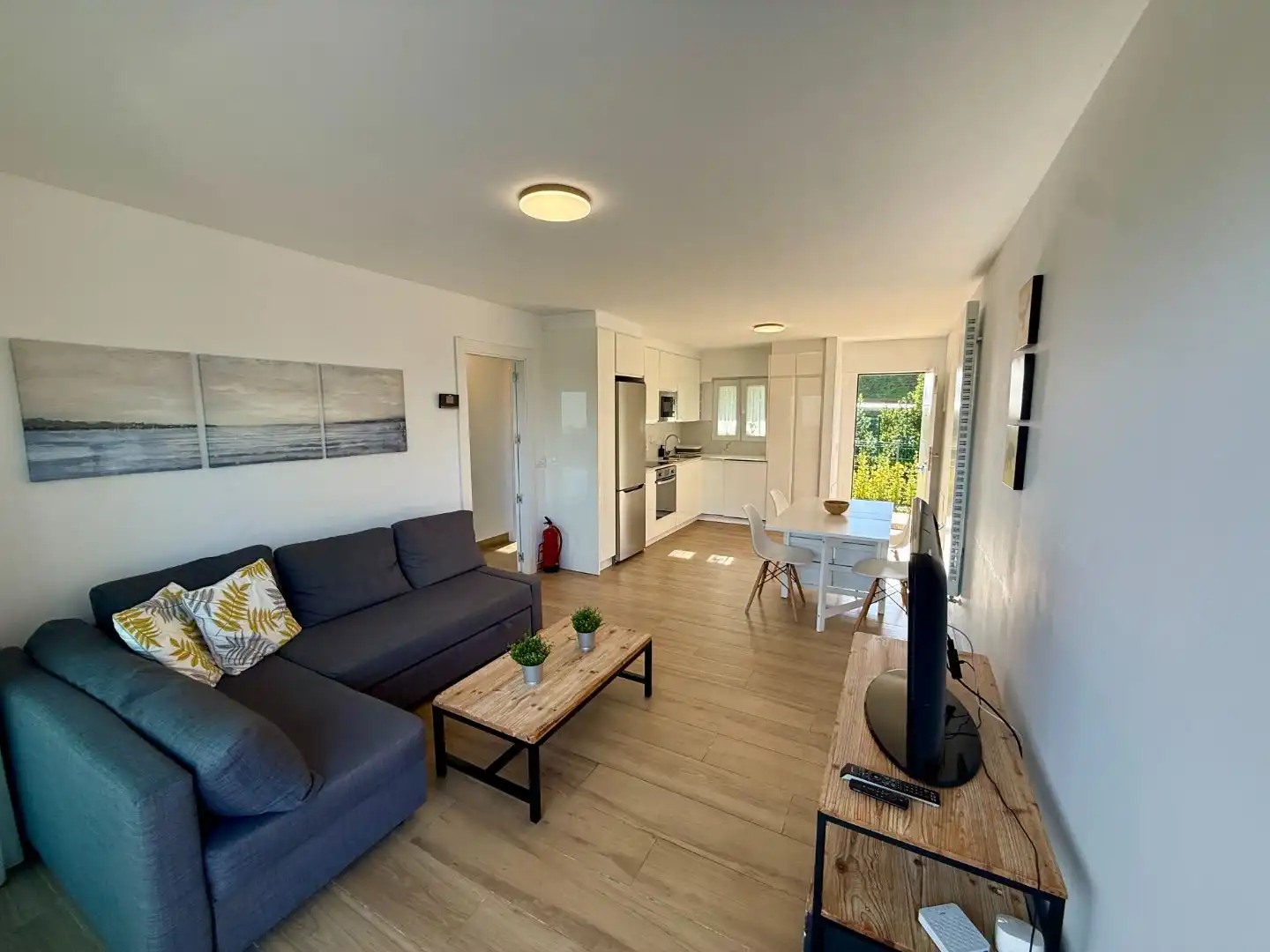 Sala de estar de Piso en venta en Udías con Terraza y Balcón
