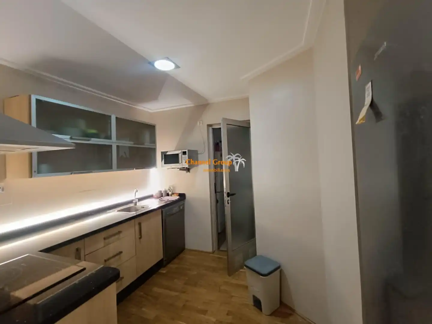 Cuina de Apartament de lloguer en Elche / Elx amb Aire condicionat, Moblat i Balcó