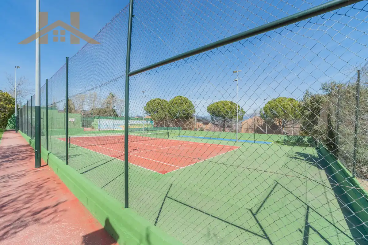 Exterior view of Detached homes for sale in Galapagar  with Air Conditioner, Heating and Private garden