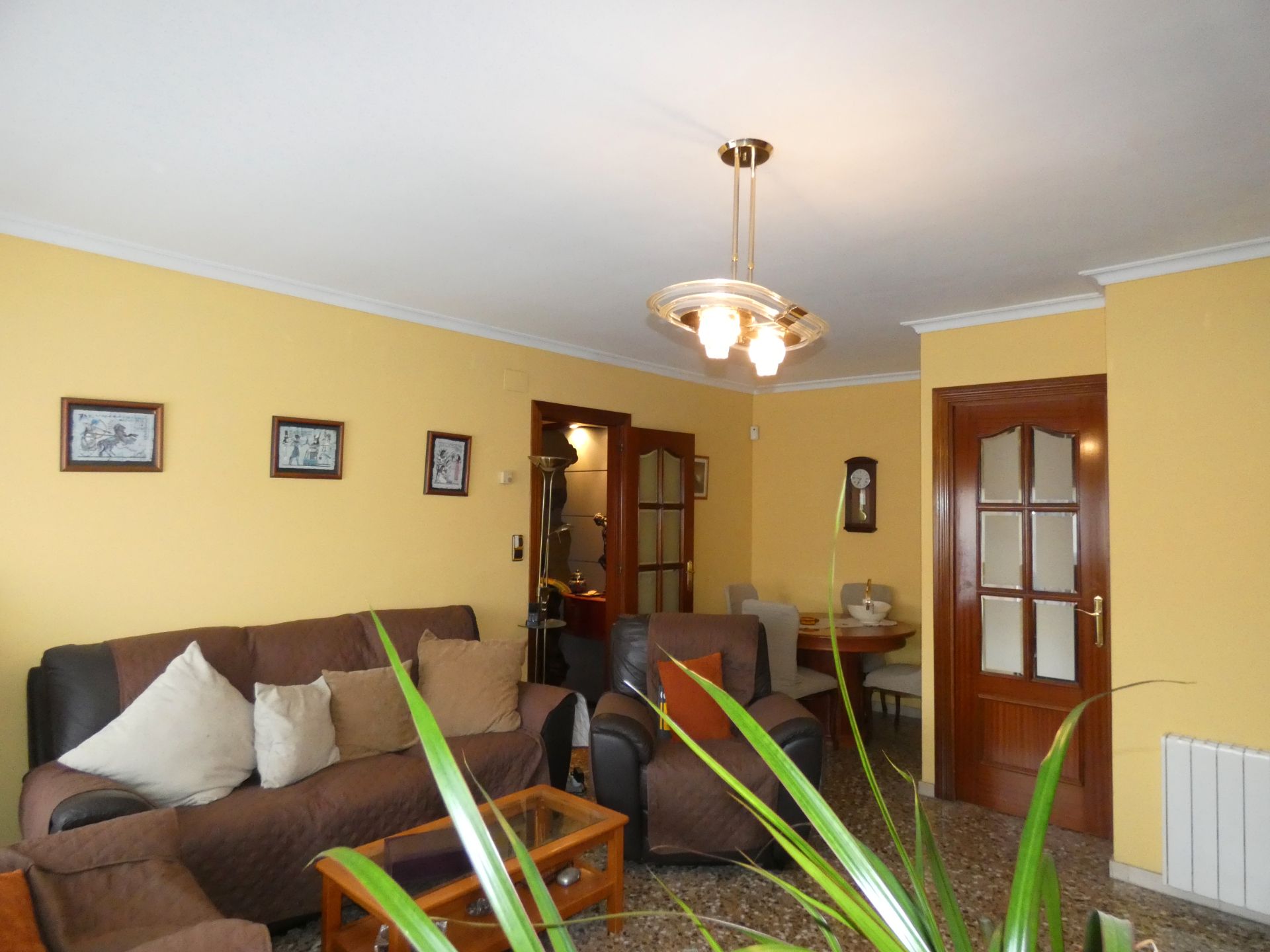 Sala d'estar de Dúplex en venda en Cornellà de Llobregat amb Terrassa, Forn i Balcó