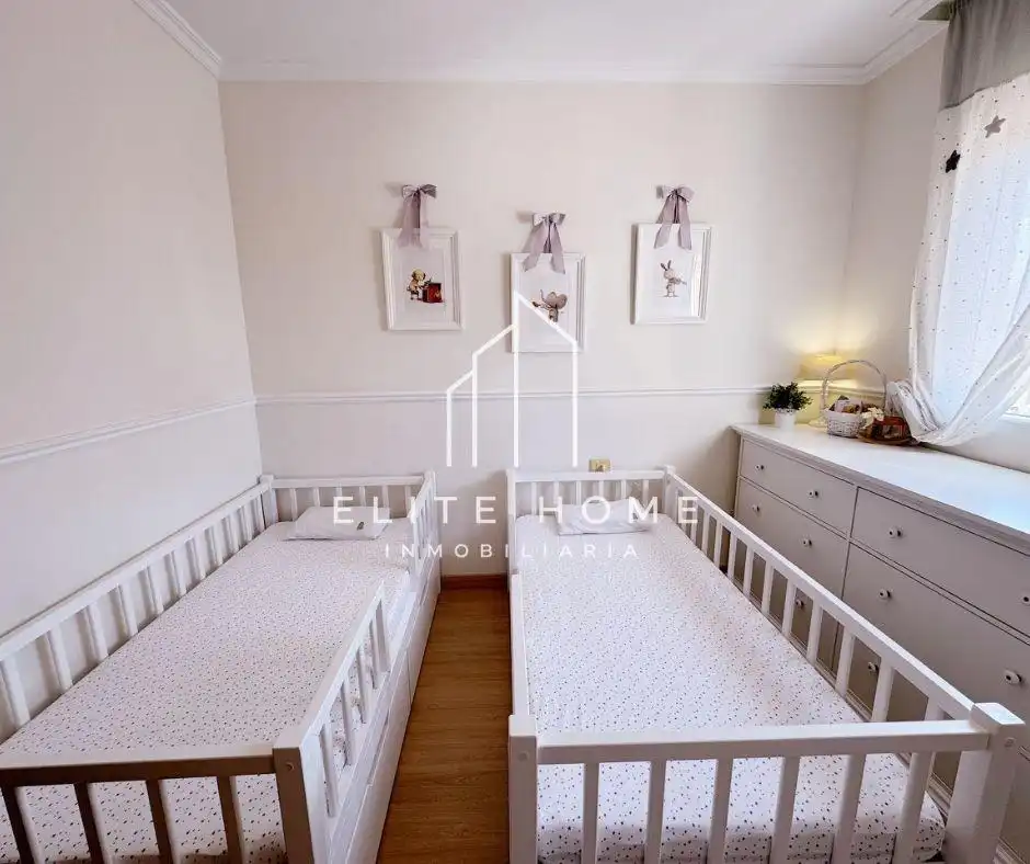 Habitación de Dúplex en venta en Centro  