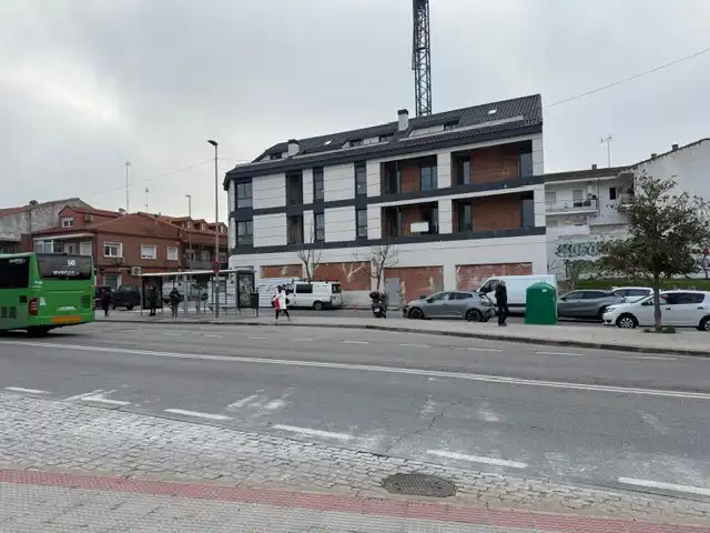 Business premises to rent in Avenida de Madrid 2, imagen 3