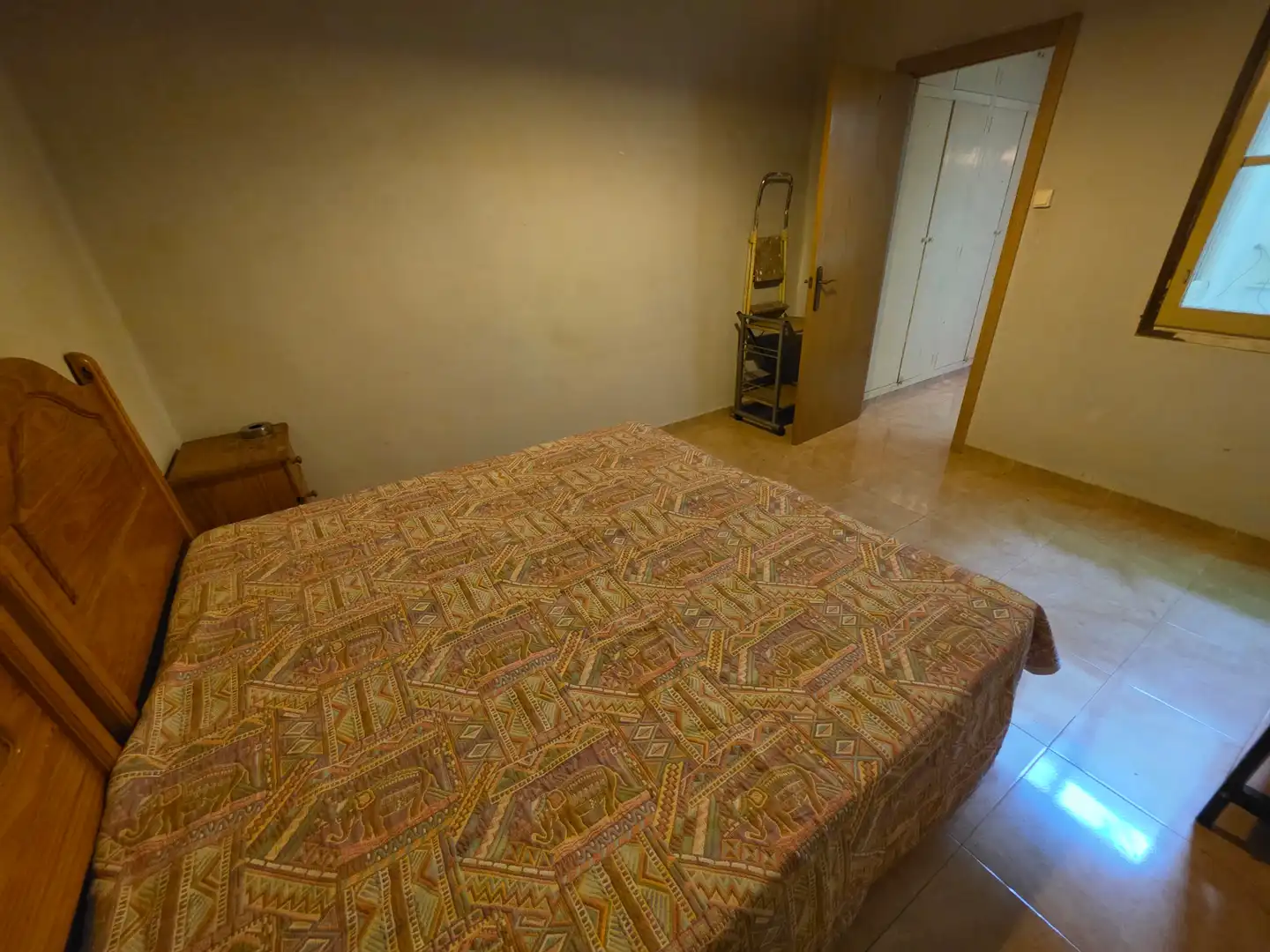 Habitación de Casa o chalet en venta en Castellón de la Plana / Castelló de la Plana con Terraza, Trastero y Amueblado