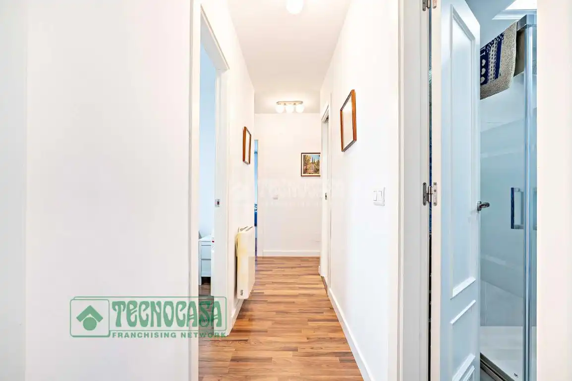 Piso en venta en Roquetas de Mar con Aire acondicionado
