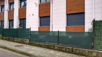 Vista exterior de Pis en venda en Piélagos amb Calefacció, Parquet i Terrassa