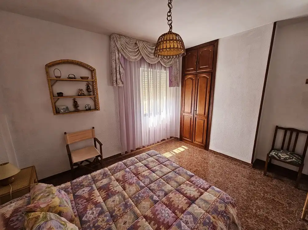 Bedroom of Flat for sale in Navas del Madroño  with Storage room, Furnished and Balcony