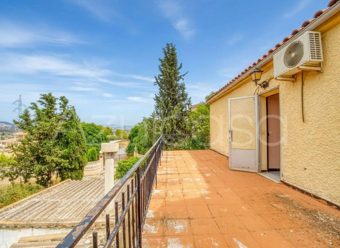 Terraza de Casa o chalet en venta en Alicante / Alacant con Aire acondicionado, Terraza y Trastero