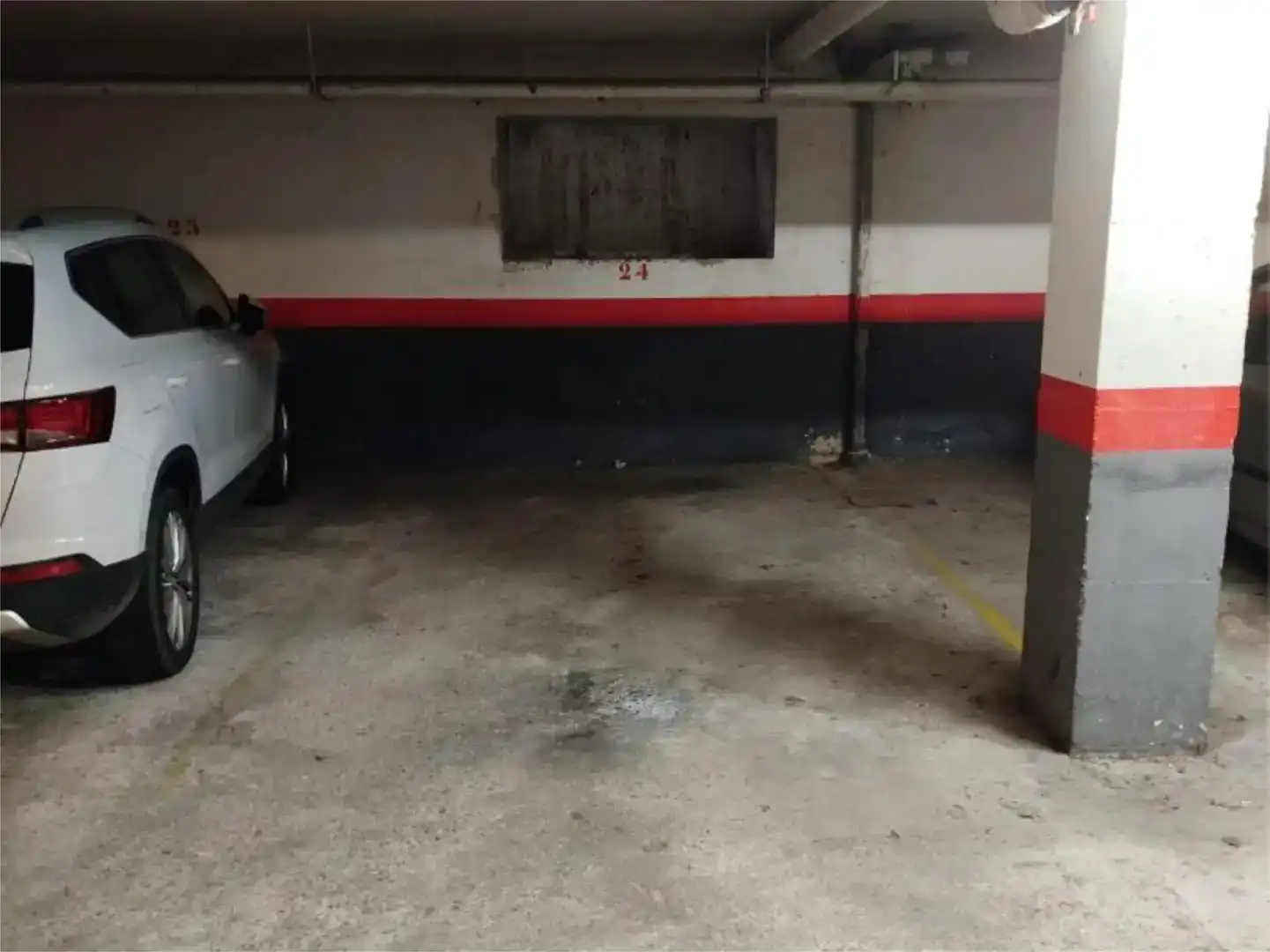 Parkplatz von Garage zur Miete in Viana, Navarra