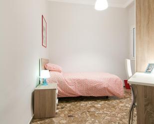 House or chalet to share in Russafa