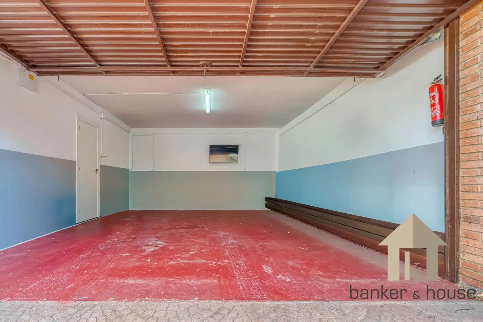 Parking of Detached homes for sale in Cerdanyola del Vallès  with Air Conditioner, Heating and Private garden