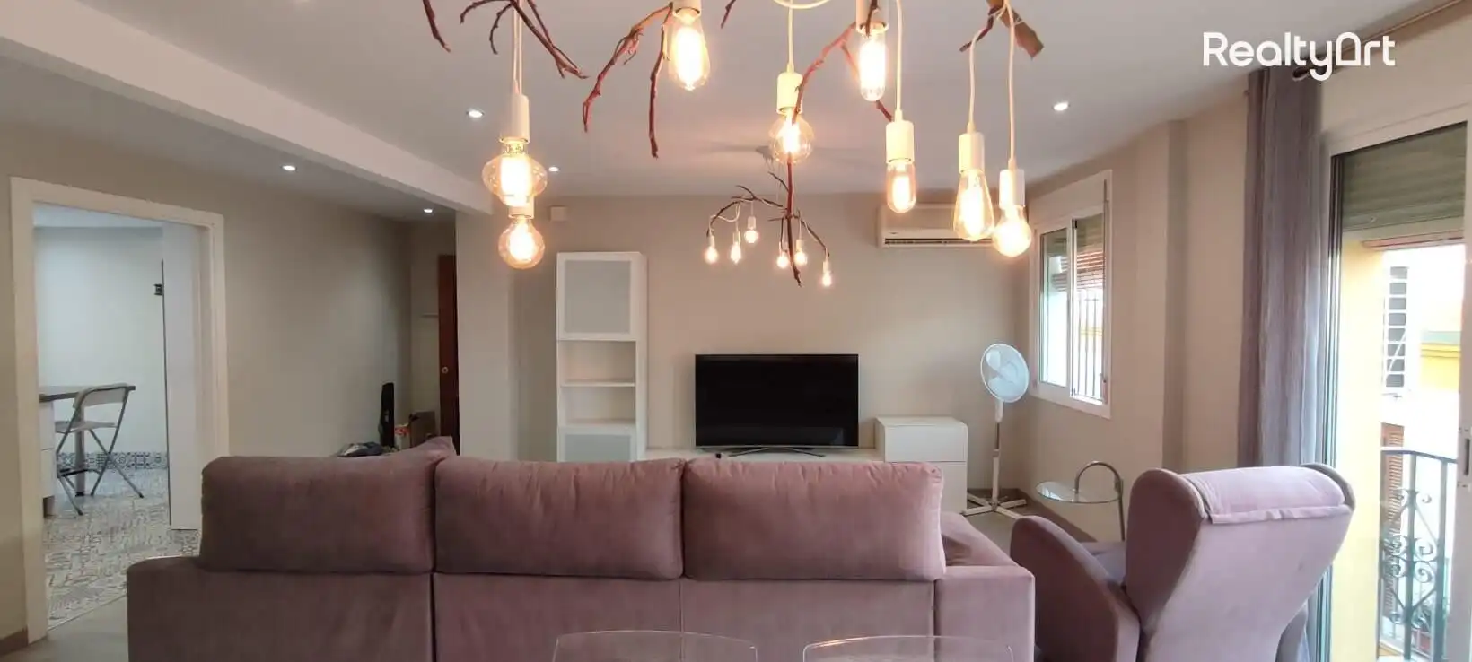 Living room of Flat for sale in Sevilla  with Air Conditioner, Heating and Terrace