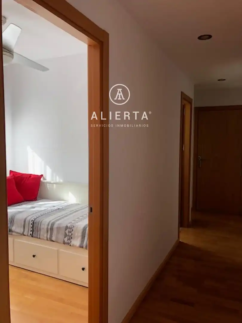 Piso de alquiler en Zaragoza con Calefacción