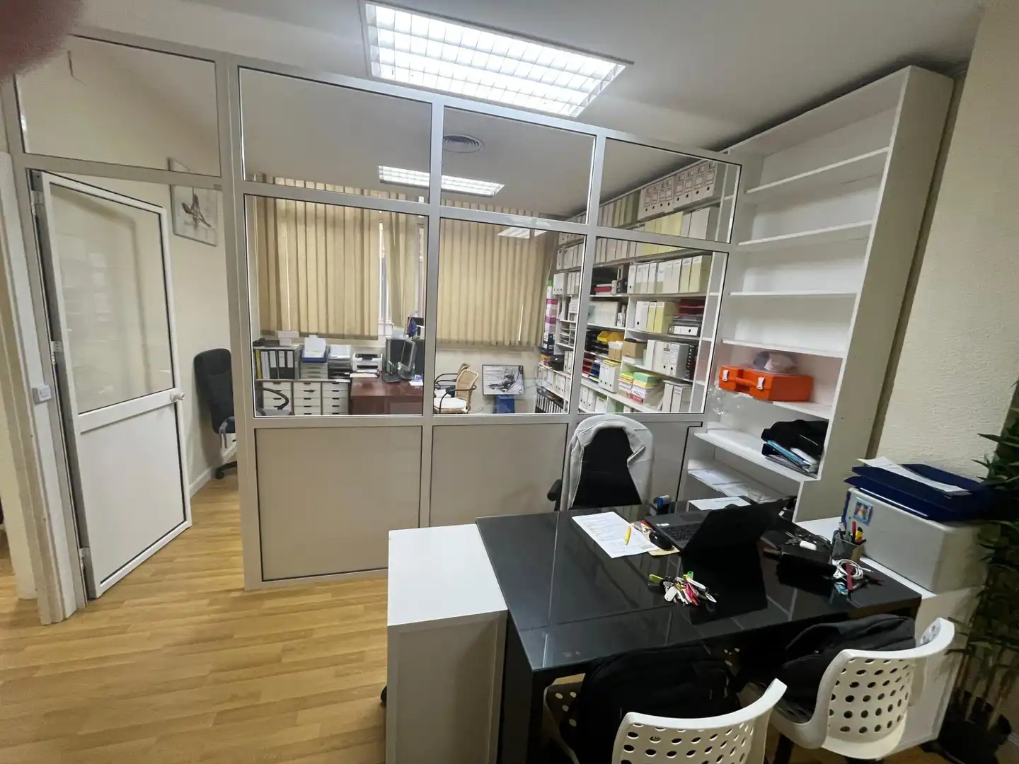 Oficina en venda en Sevilla amb Aire condicionat, Calefacció i Moblat