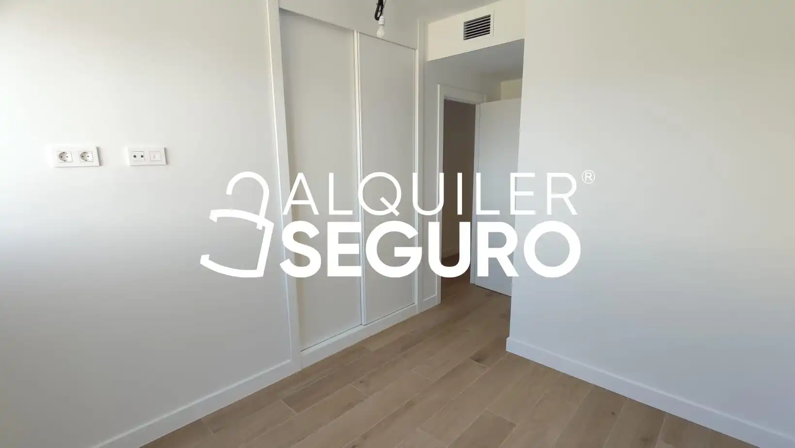 Bedroom of Flat for rent in Tres Cantos  with Air Conditioner, Heating and Terrace