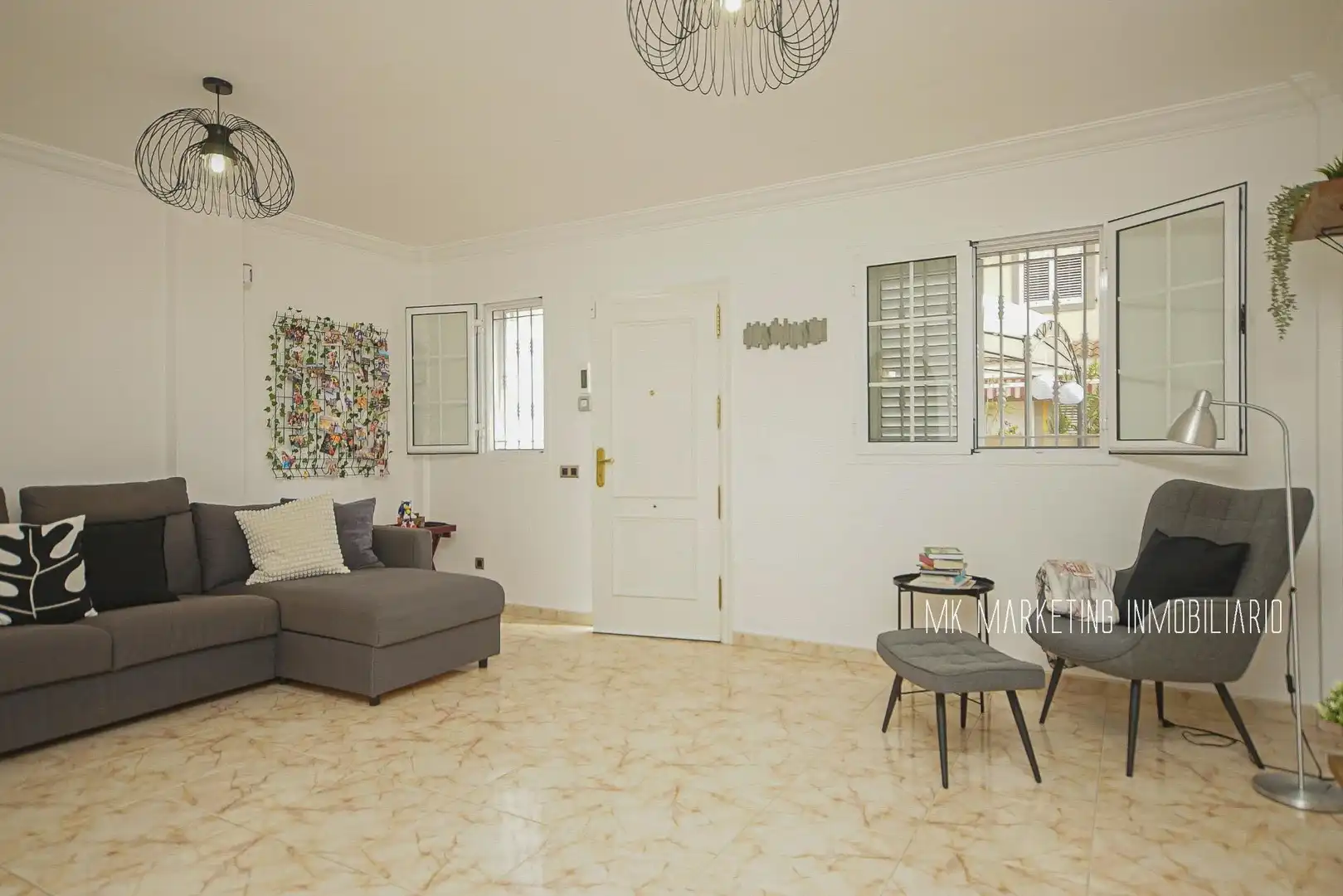 Sala de estar de Casa adosada en venta en Las Palmas de Gran Canaria con Jardín privado y Terraza