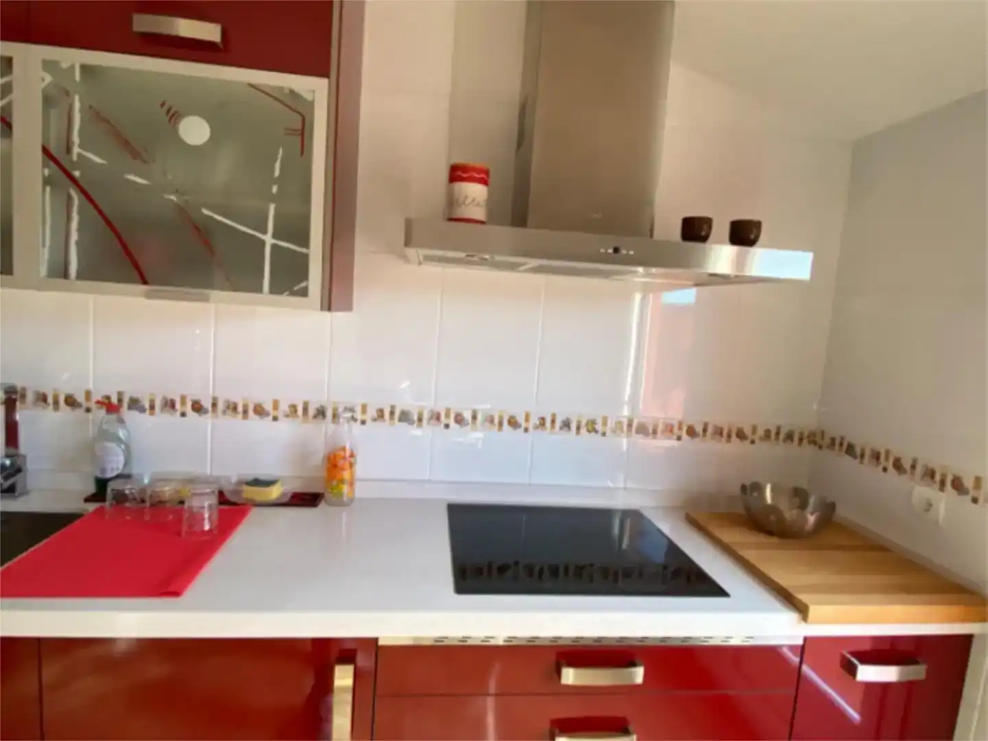 Cuina de Àtic en venda en Cacabelos amb Parquet, Traster i Moblat