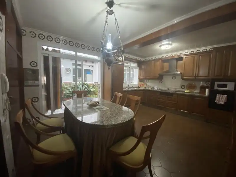Cocina de Piso en venta en Lucena con Balcón y Internet