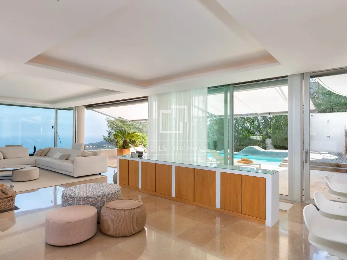 Sala d'estar de Casa o xalet en venda en Begur amb Aire condicionat, Jardí privat i Terrassa