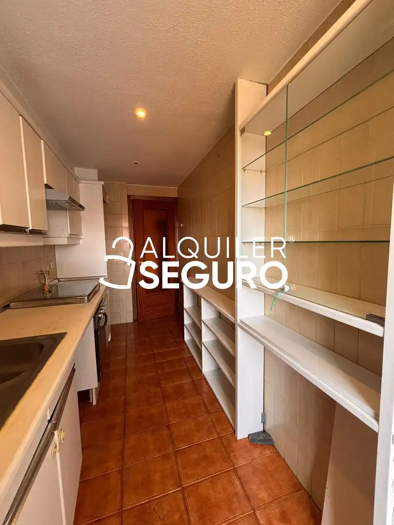Kitchen of Flat for rent in Madrid  with Heating and Terrace