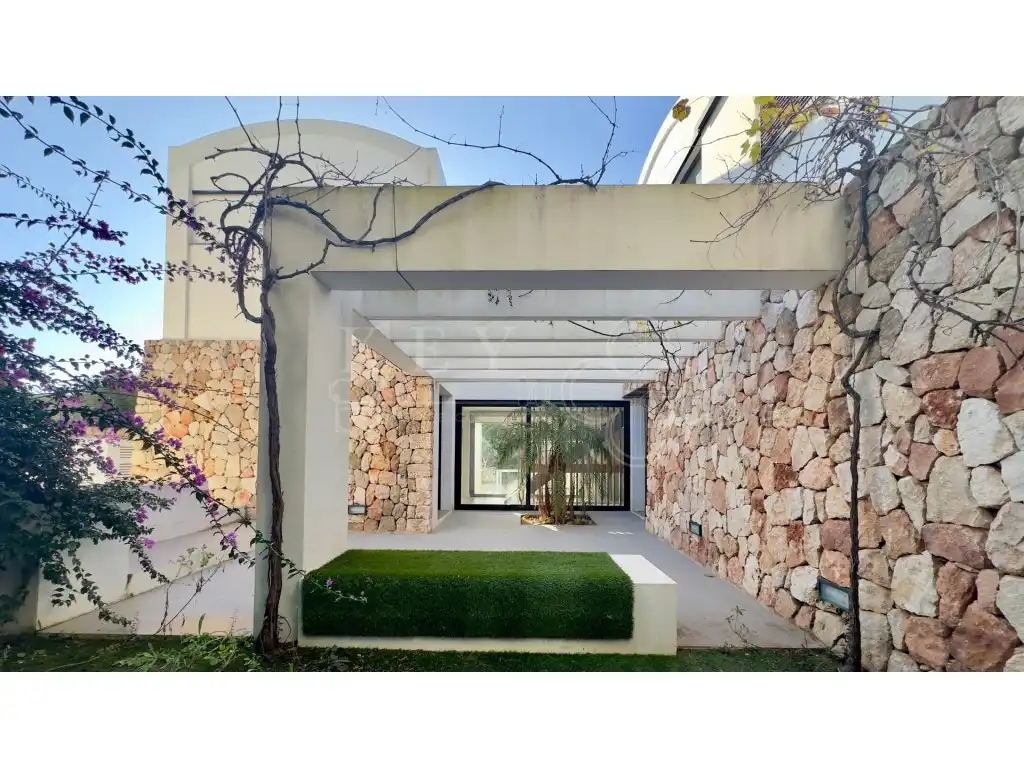 Casa con piscina en venta en Cala Blanca, imagen 7