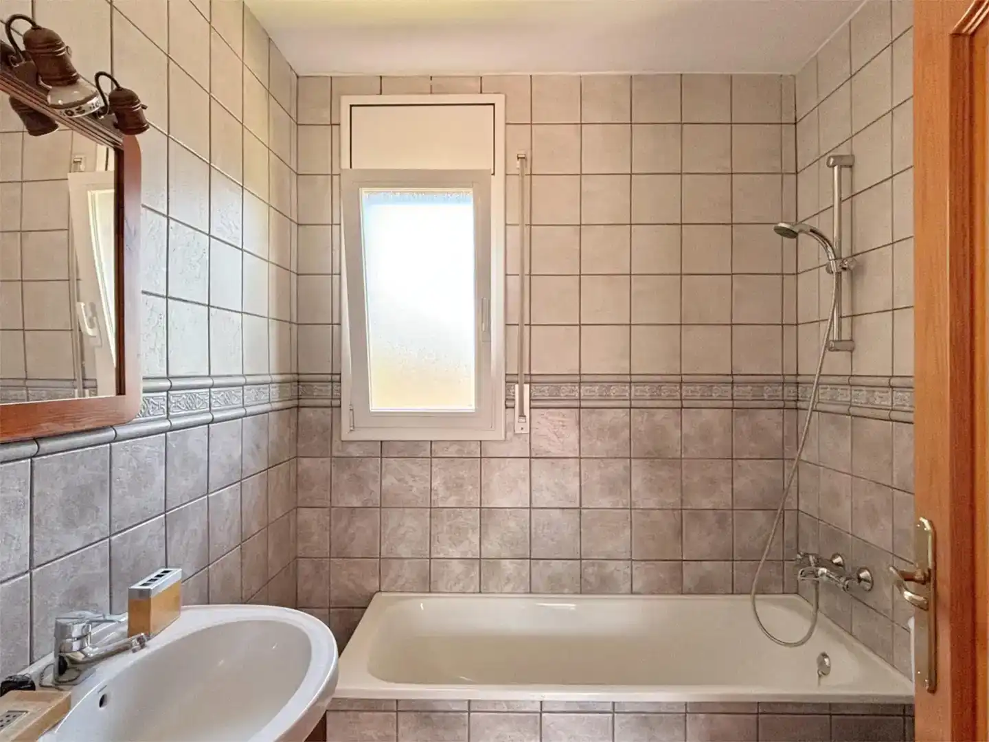 Bany de Casa o xalet en venda en Corbera de Llobregat, Barcelona