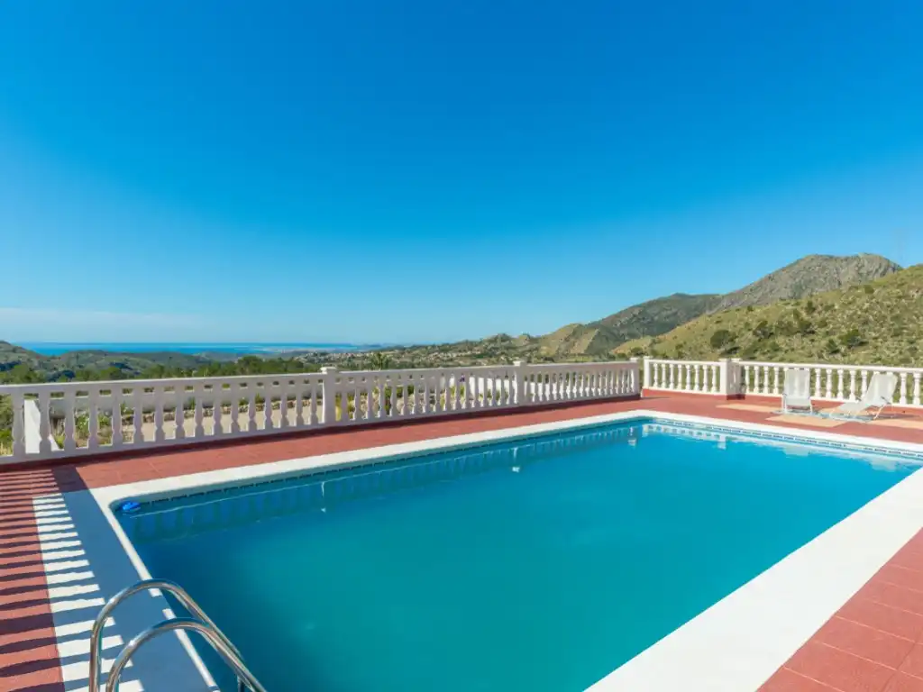 Piscina de Casa o xalet en venda en Aigües amb Terrassa, Piscina i Forn