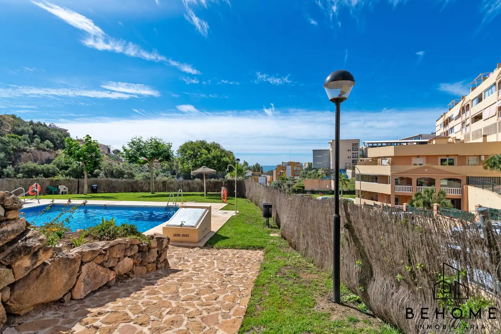 Piscina de Piso en venta en Rincón de la Victoria con Trastero y Piscina comunitaria