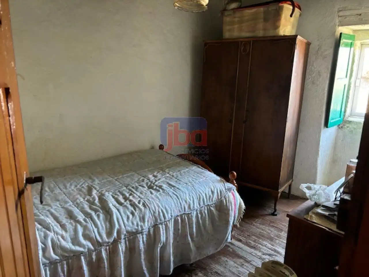 Dormitori de Casa o xalet en venda en Muíños amb Calefacció i Jardí privat
